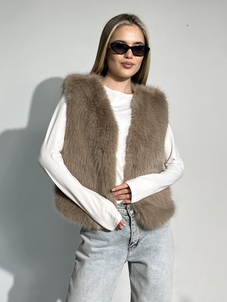 Жилет меховой Exclusive 72459805\19