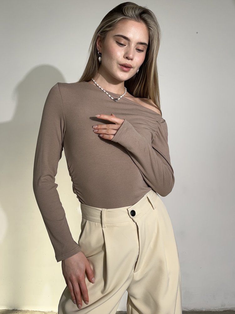 Лонгслив на одно плечо Exclusive 72459793\19