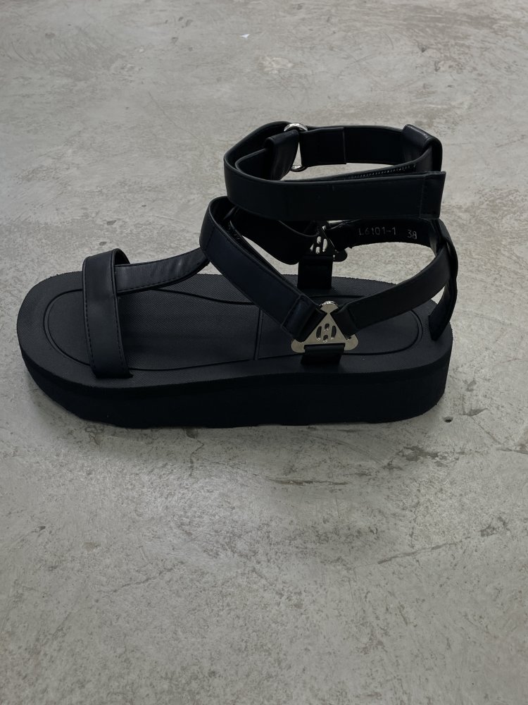 Сандалии на массивной подошве 72451064\15