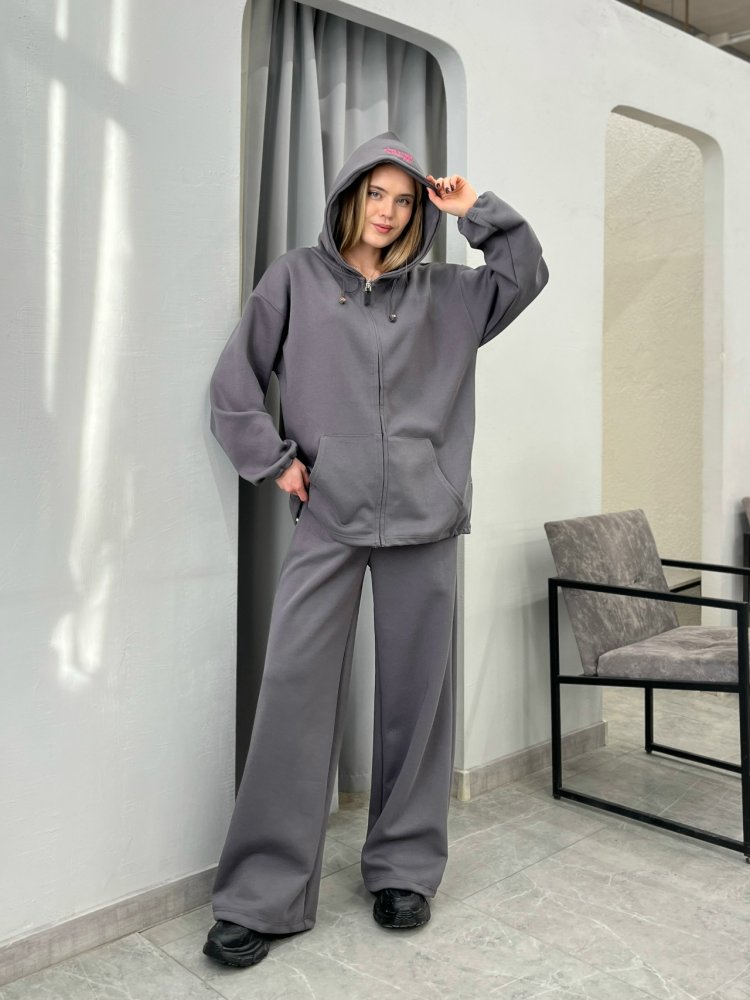 Костюм спортивный с брюками прямого кроя 72461819\1008