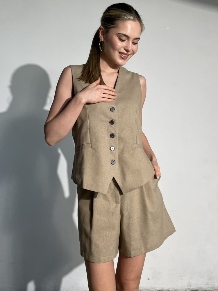 Костюм жилет с шортами Exclusive 72459128\1017