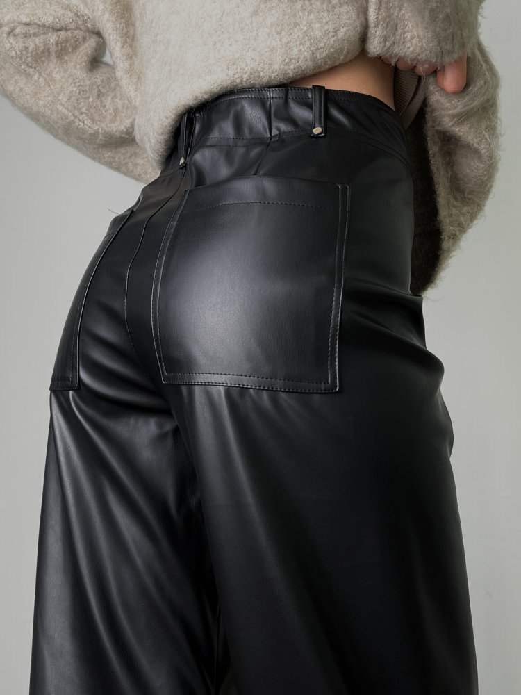 Брюки прямого кроя экокожа Exclusive 72459154\15