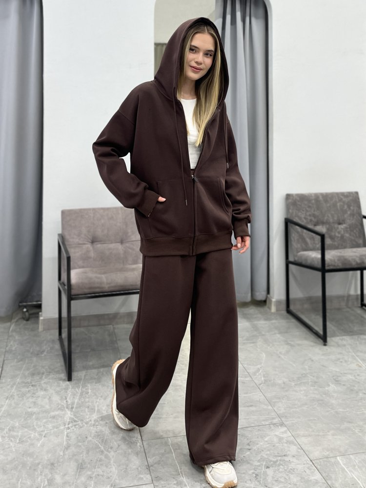 Костюм спортивный с брюками прямого кроя 72461816\1013